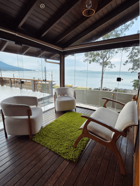 Foto de Casa 3 Dormitórios | 100 Metros do Mar | Terreno Funcional | Praia de Fora – Palhoça/SC