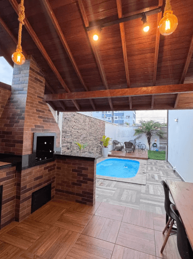 Foto de Sobrado 2 Dormitórios | Mobiliado | Piscina e Área Gourmet | Nova Palhoça – Palhoça/SC