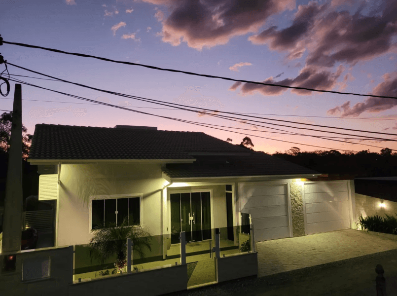 Foto de Casa 2 Dormitórios | Móveis Planejados | Terreno 288 m² | Guarda do Cubatão – Palhoça/SC