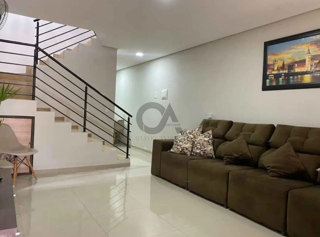 Foto de Sobrado 2 suítes | 108m² privativos | Localização entre Av. das Torres e BR-101 | Serraria – São José/SC