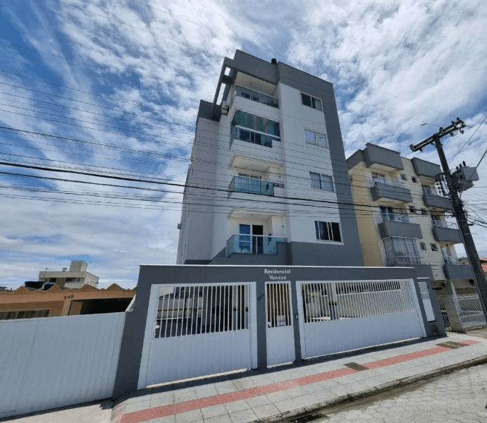 Foto de Apartamento 2 Quartos com Sacada e Churrasqueira | Passa Vinte, Palhoça/SC