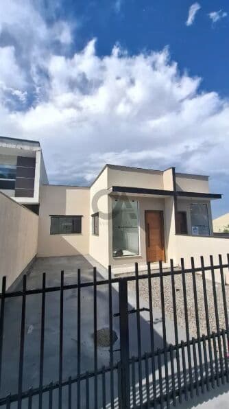 Foto de Casa 2 Dormitórios | Telhado Invisível | Acabamento Superior | Bela Vista – Palhoça/SC